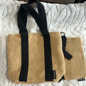 Wacoal Natural Fibers & Jute Handbag Tote with Detachable Wristlet 10” x 12” 3”